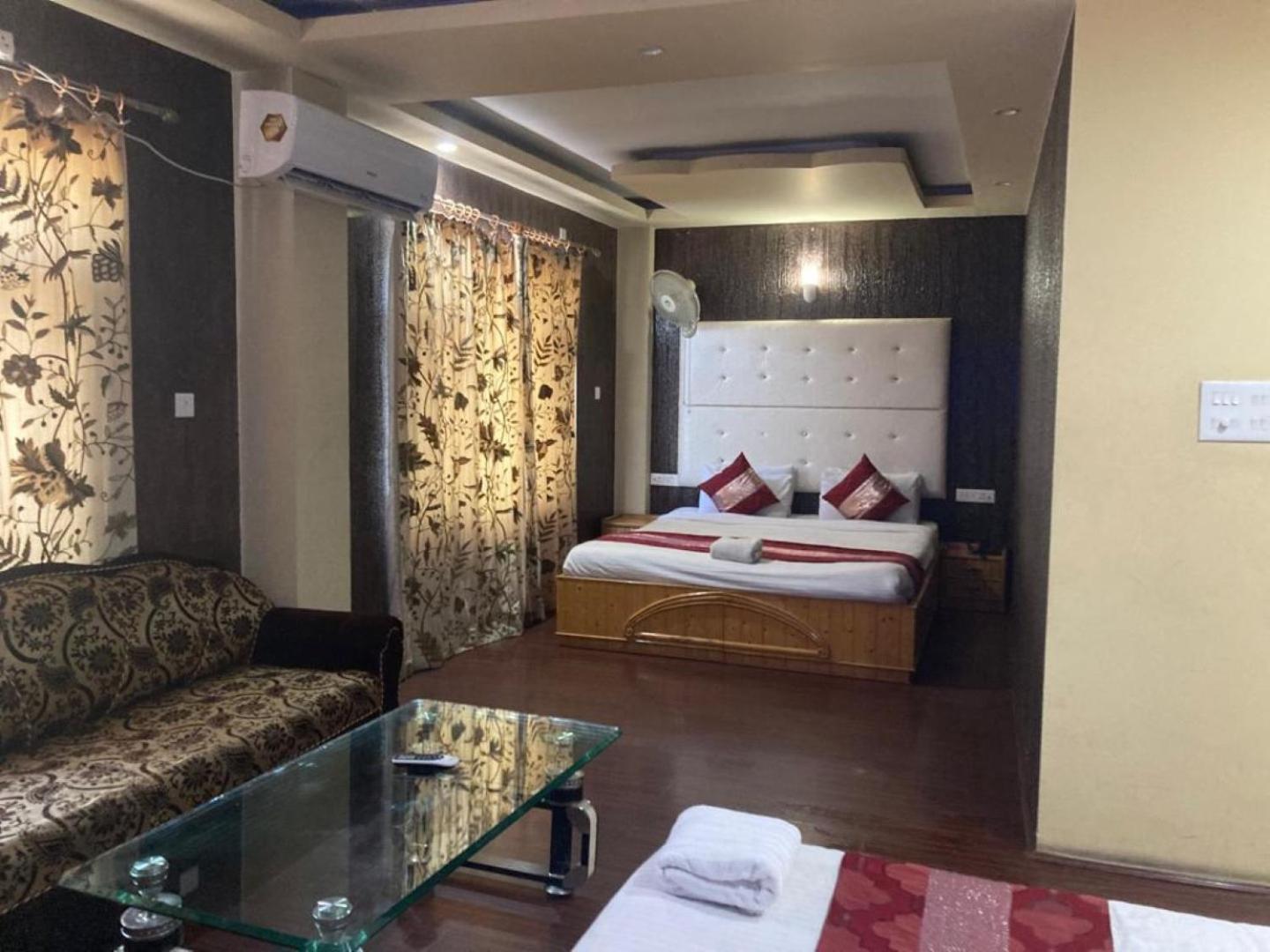 Hotel Shefaf Durgjan Extérieur photo