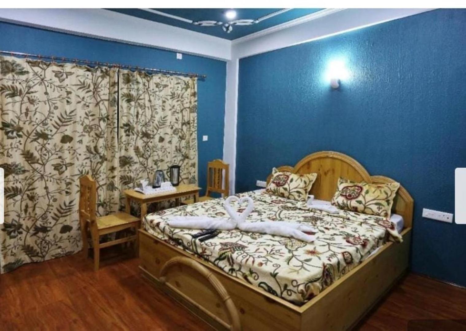 Hotel Shefaf Durgjan Extérieur photo