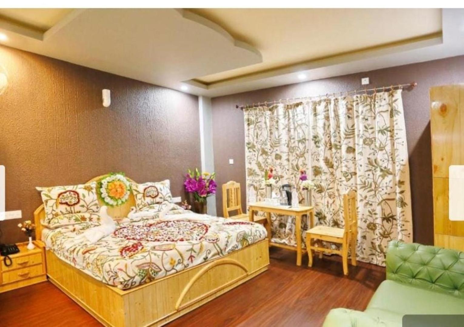 Hotel Shefaf Durgjan Extérieur photo
