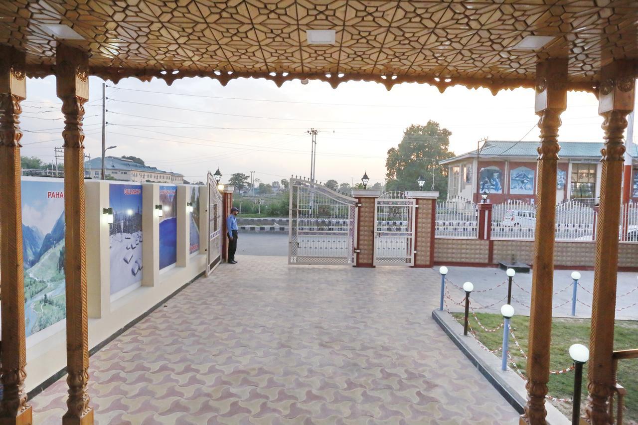 Hotel Shefaf Durgjan Extérieur photo