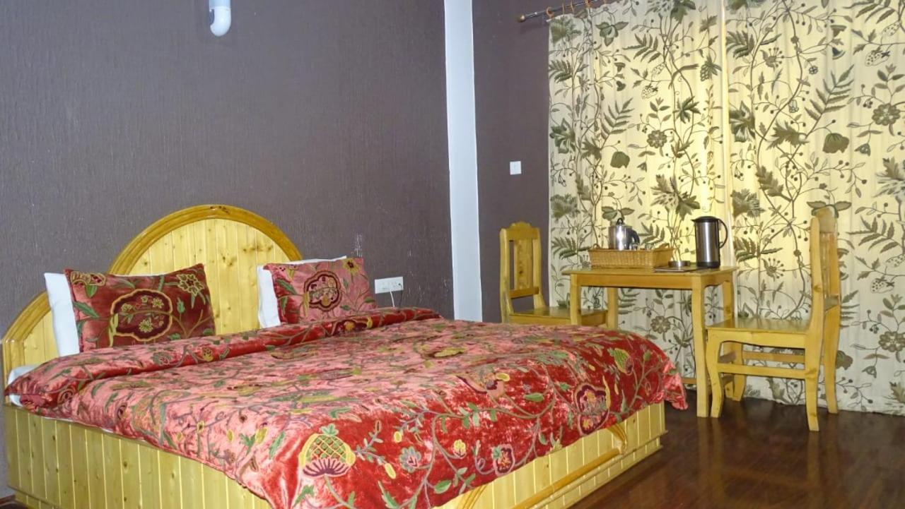 Hotel Shefaf Durgjan Extérieur photo